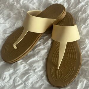 Crocs Tulum Flip Sandals